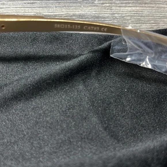 New Sunglasses - Picture 6 of 9